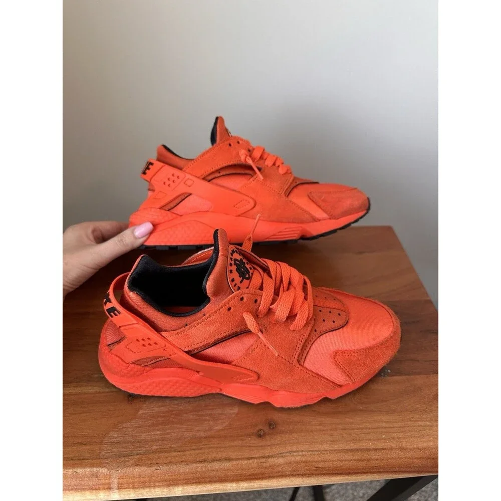 Nike Air Huarache Rush Orange Suede Running Sneakers Womens 8.5 DQ8589-800